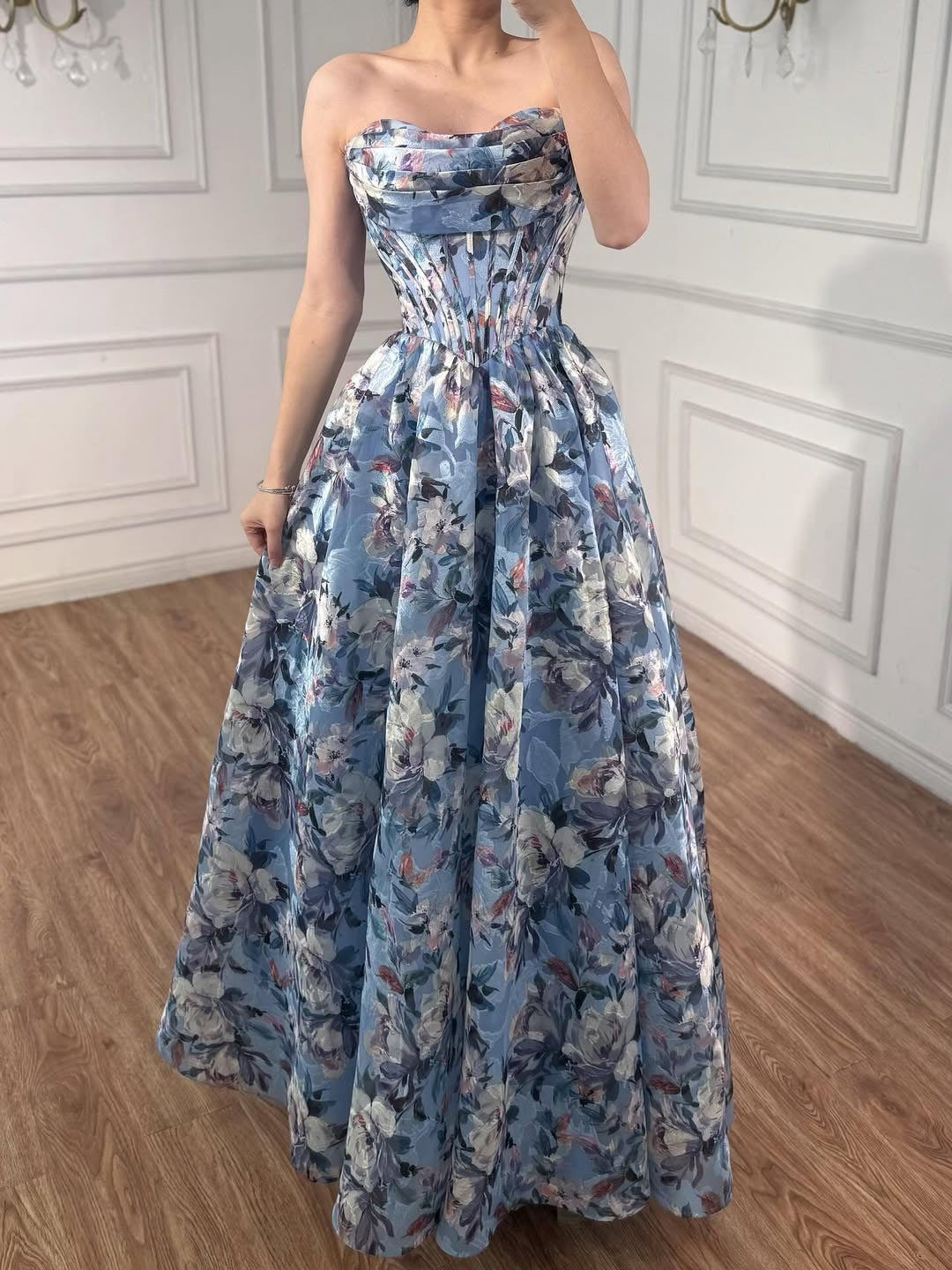 Akaber dress