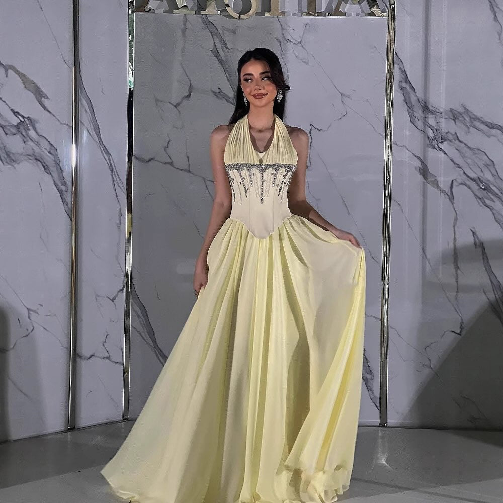 Akaber dress
