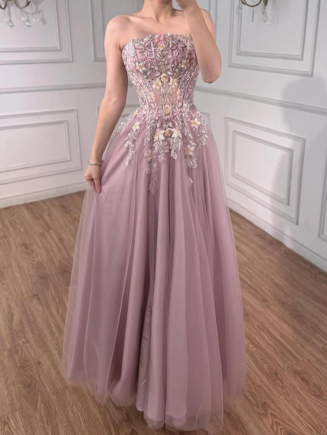 Akaber dress