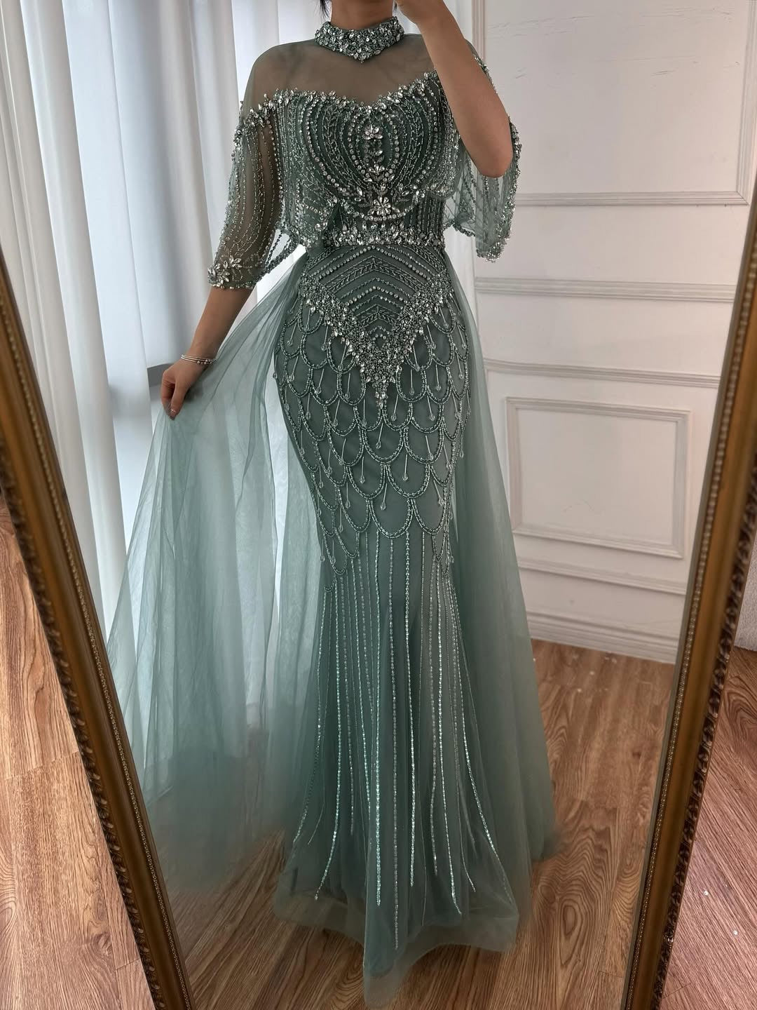 Akaber dress