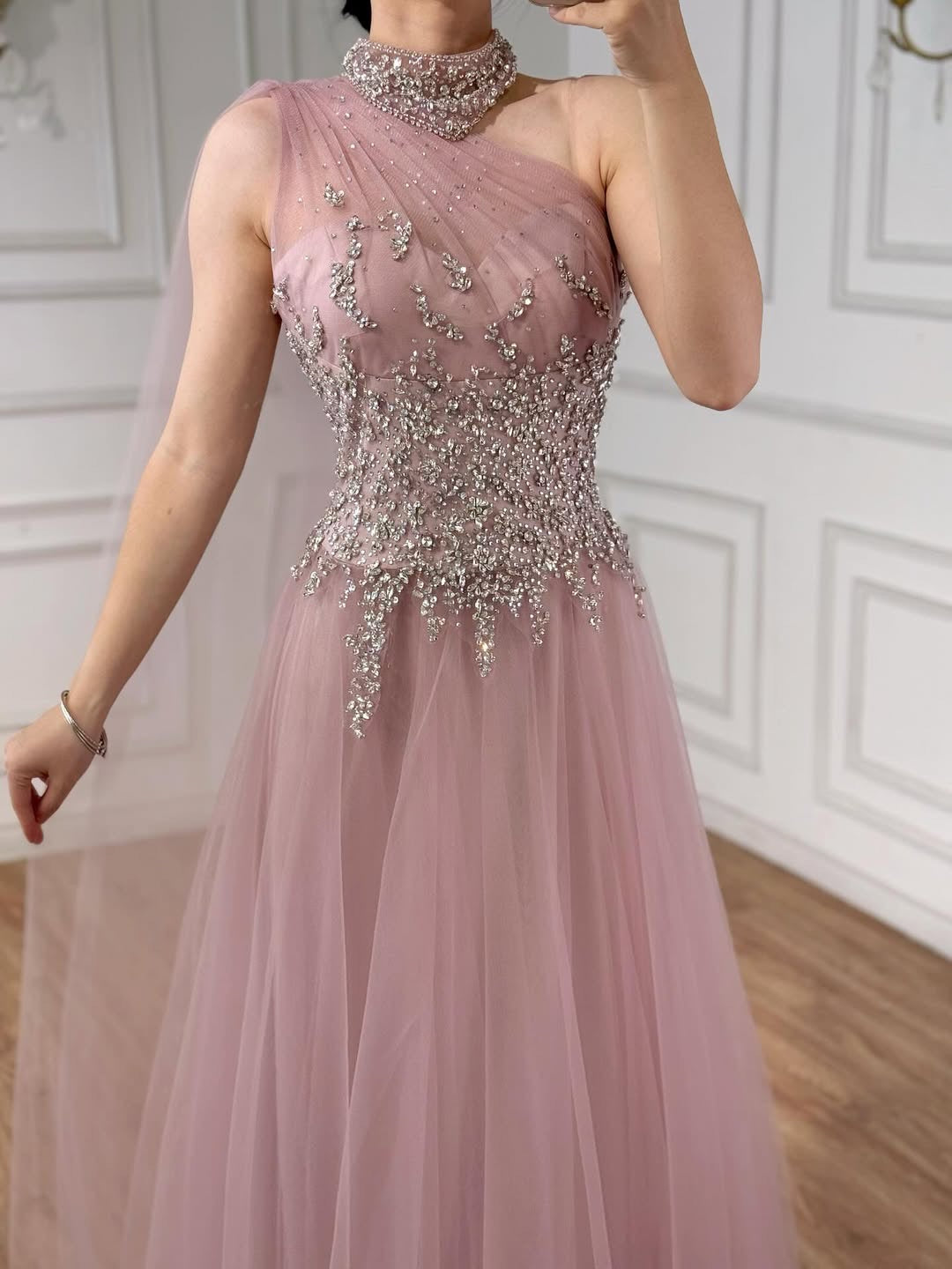 Akaber dress
