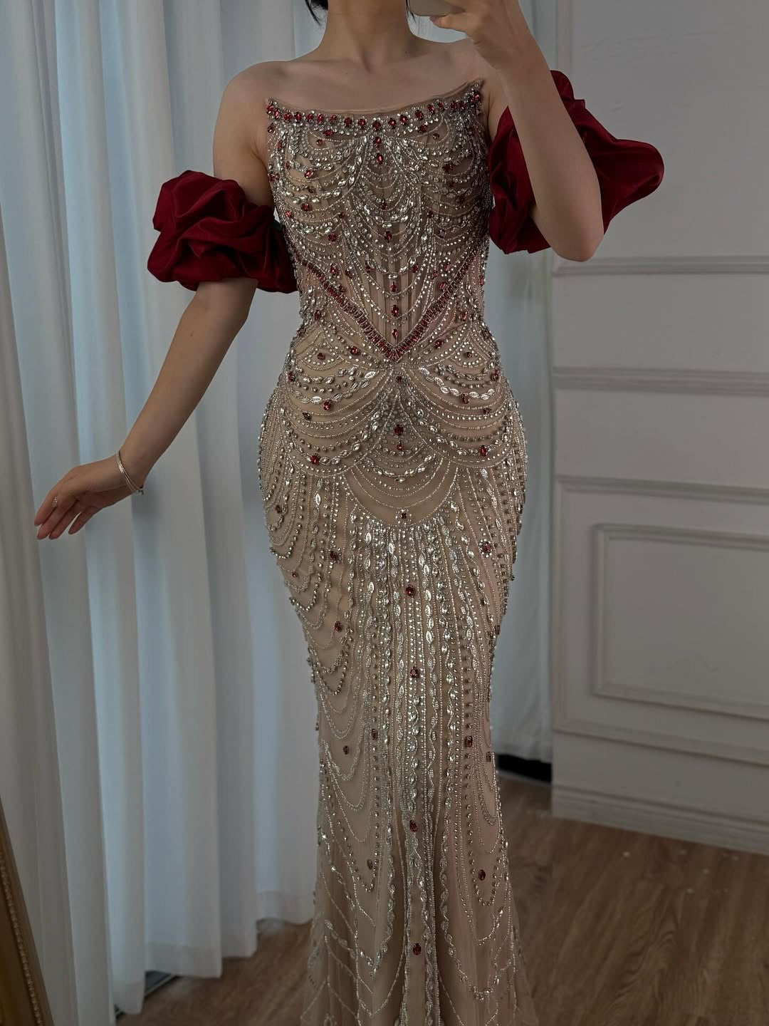 Akaber dress