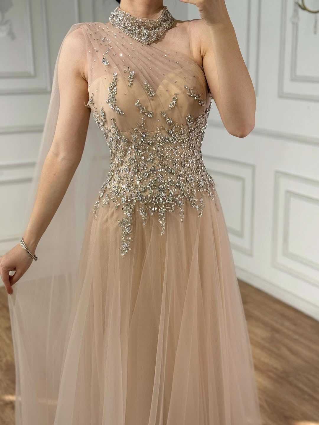Akaber dress