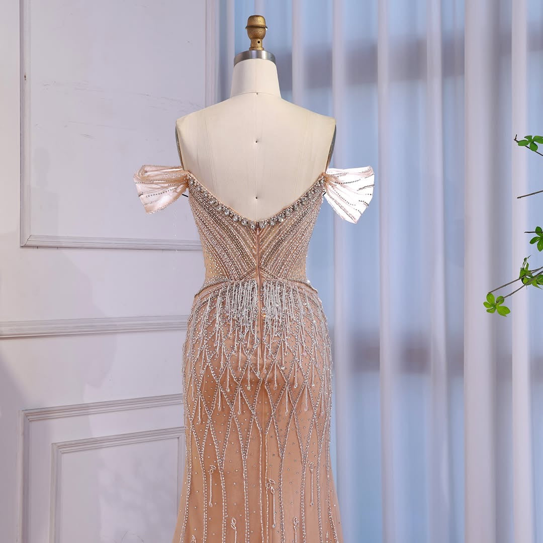Akaber dress