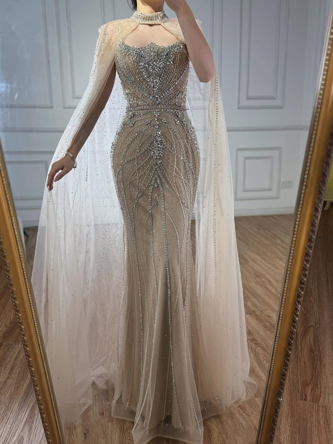 Akaber dress