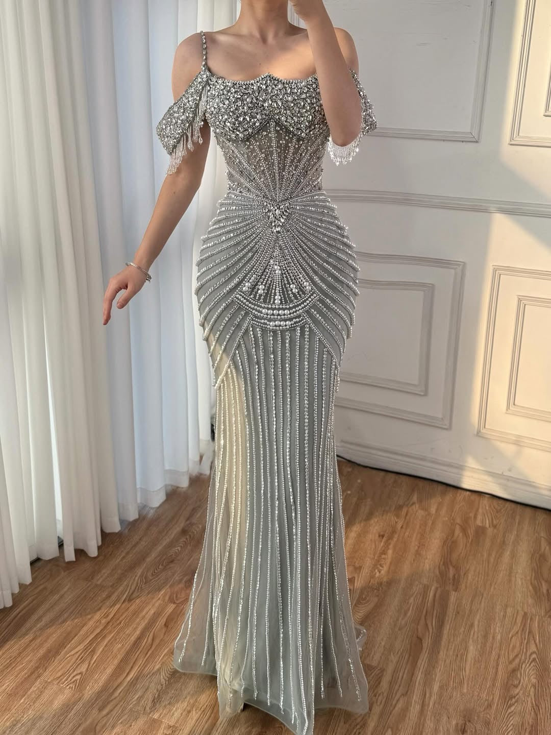 Akaber dress
