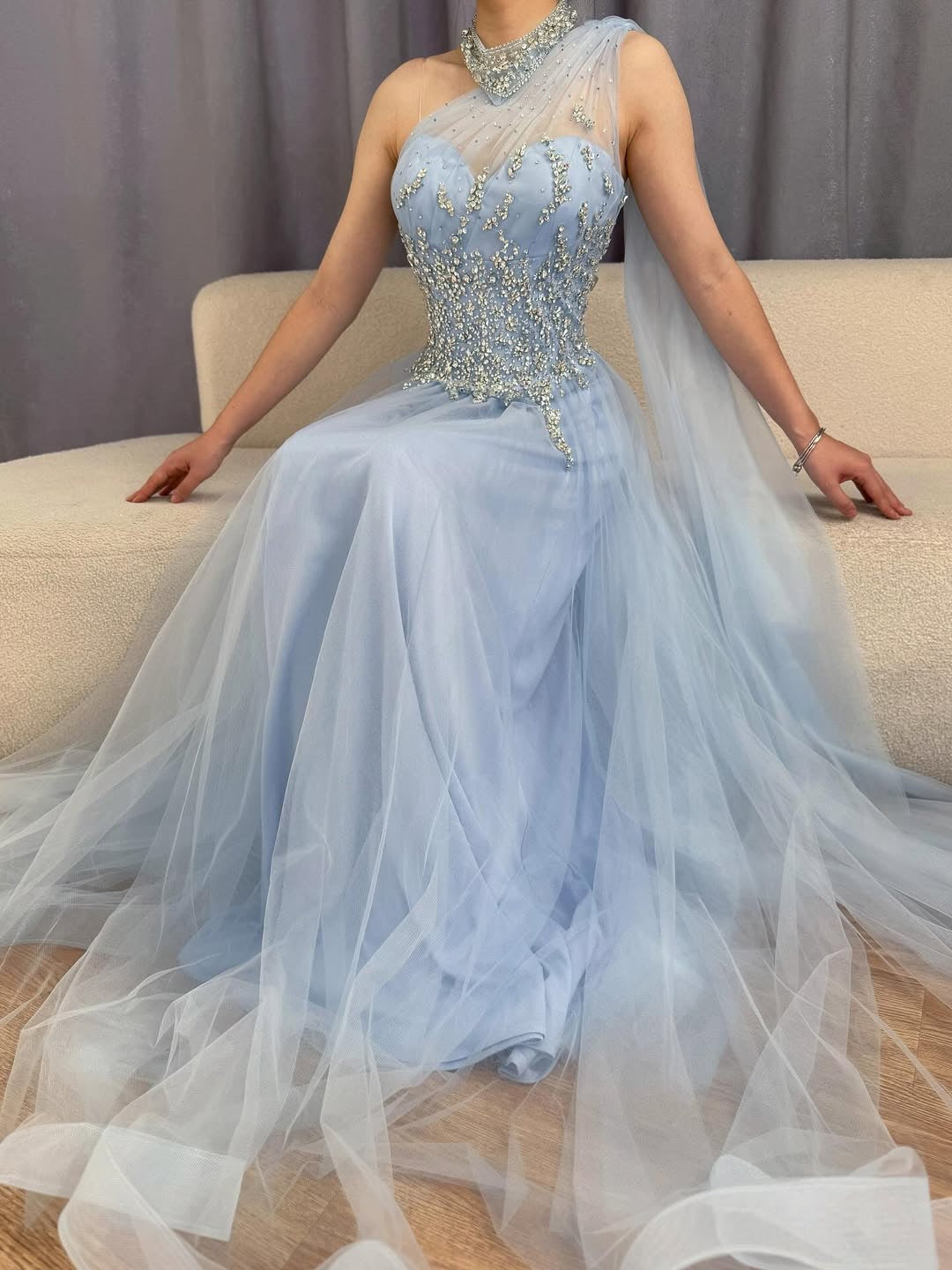 Akaber dress