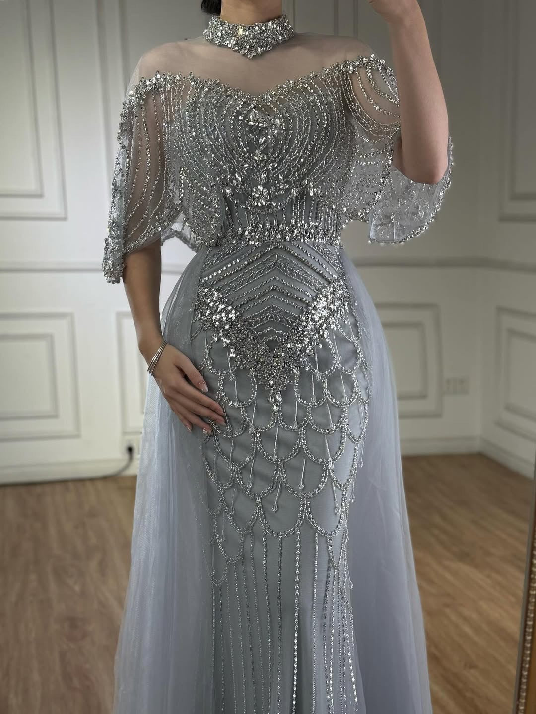 Akaber dress