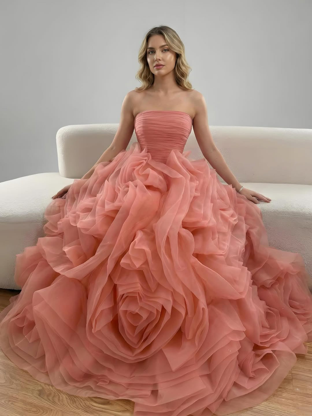 Akaber dress
