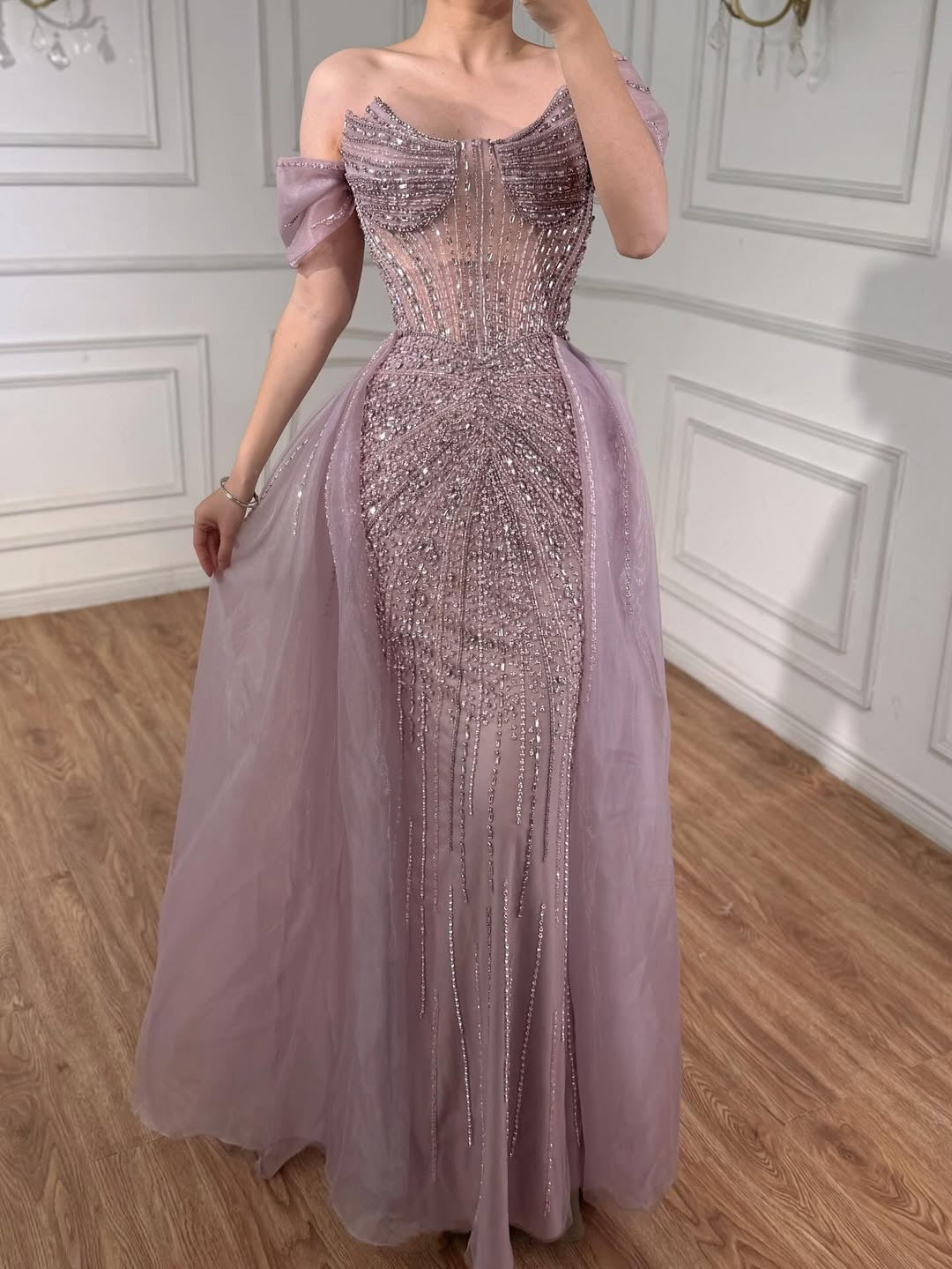 Akaber dress