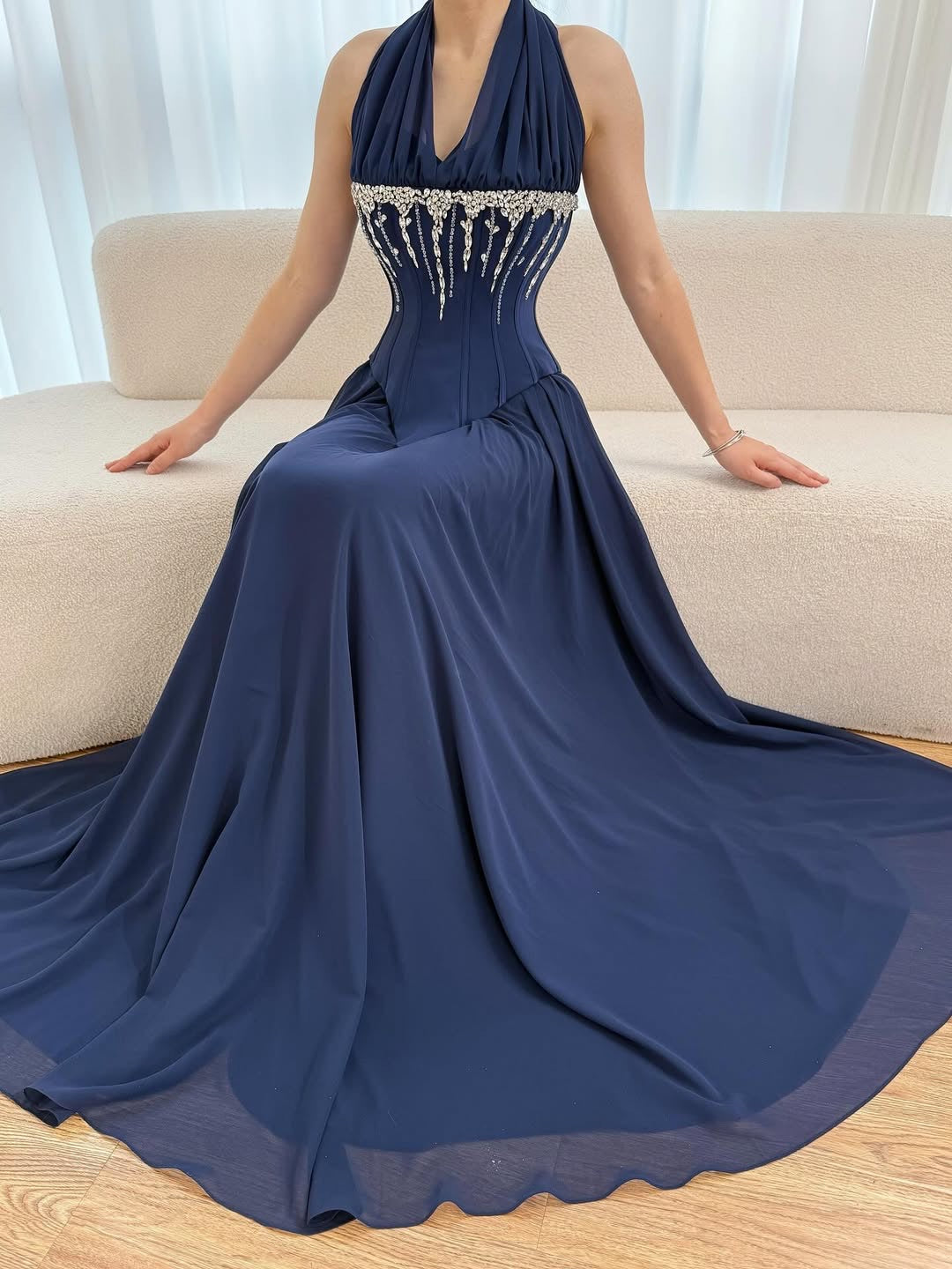 Akaber dress