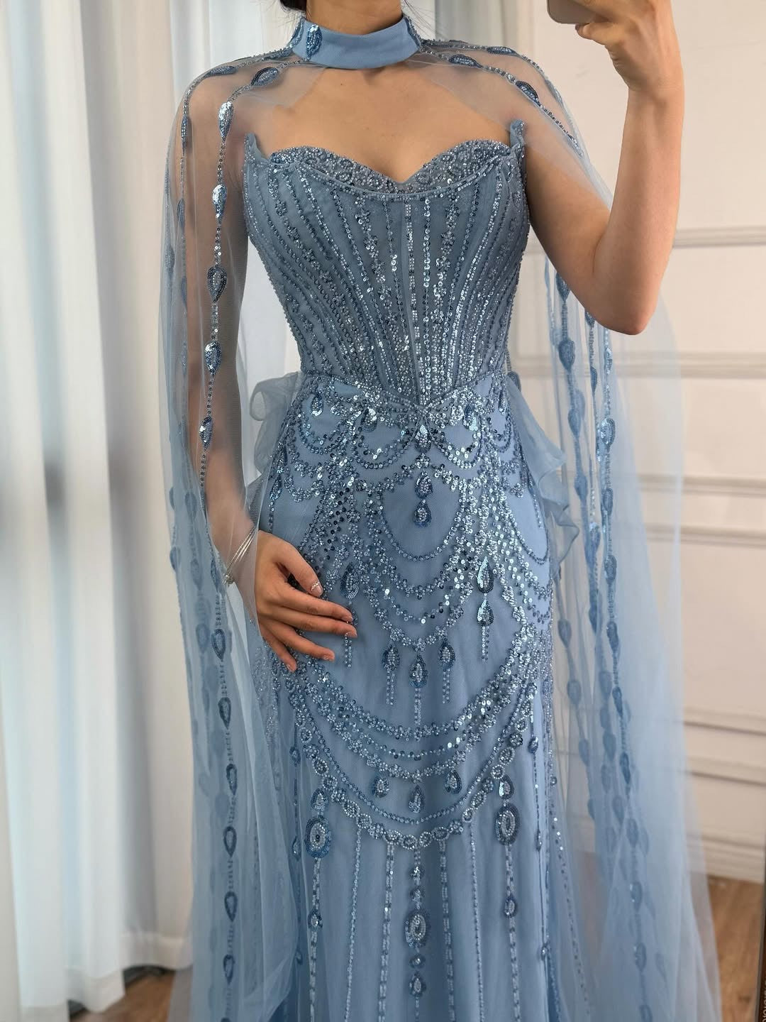 Akaber dress