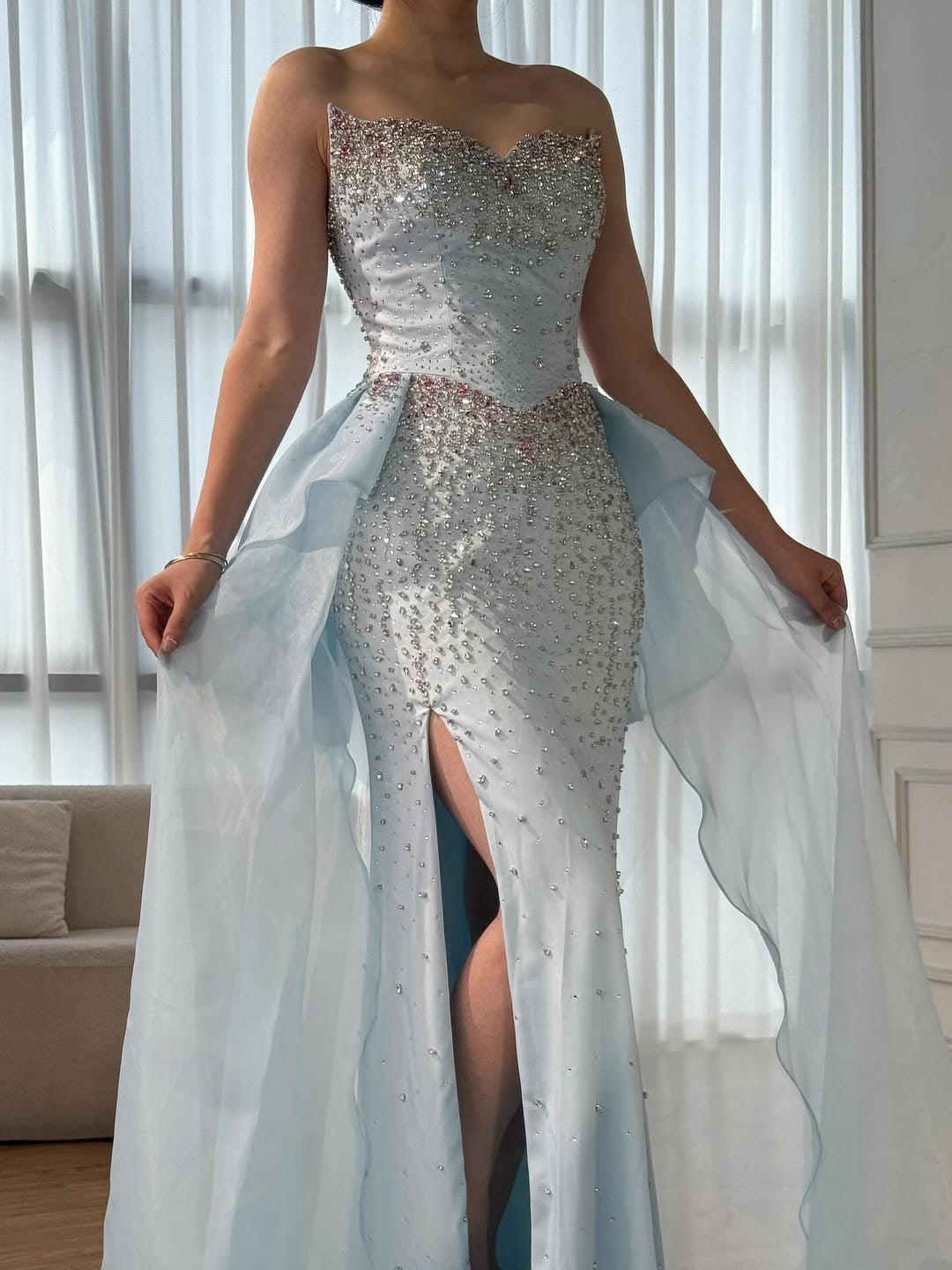 Akaber dress