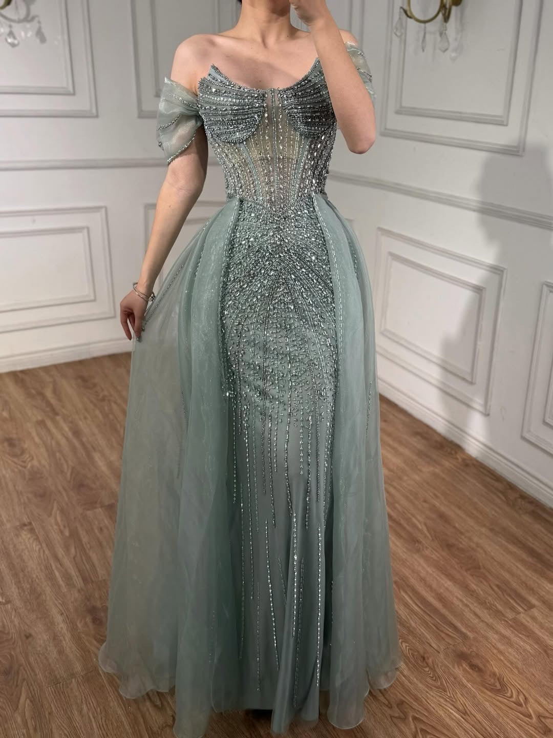 Akaber dress