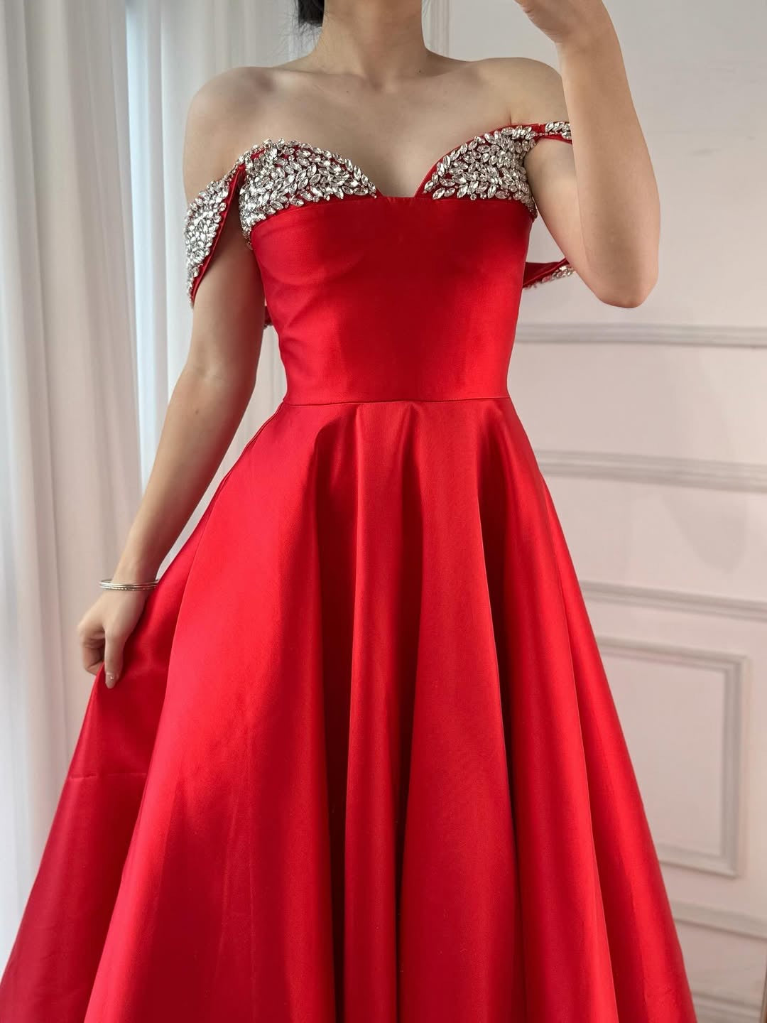 Akaber dress