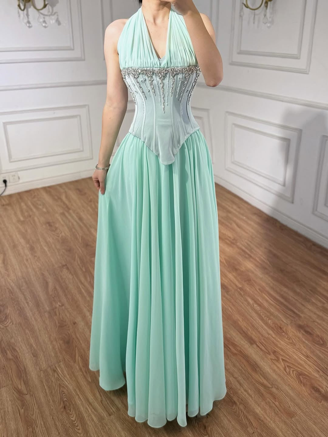 Akaber dress