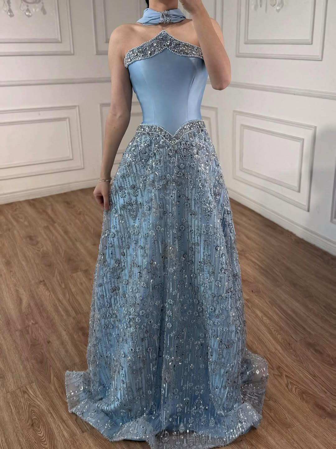 Akaber dress