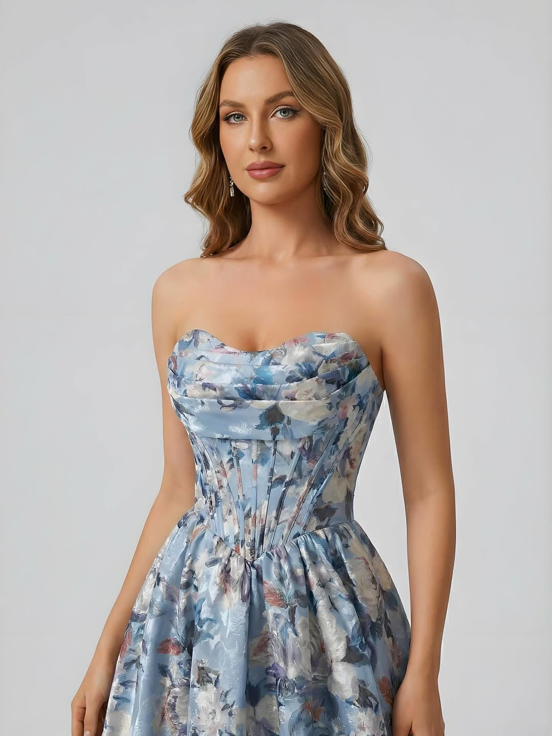 Akaber dress