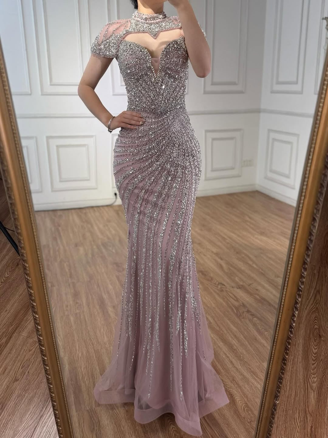 Akaber dress