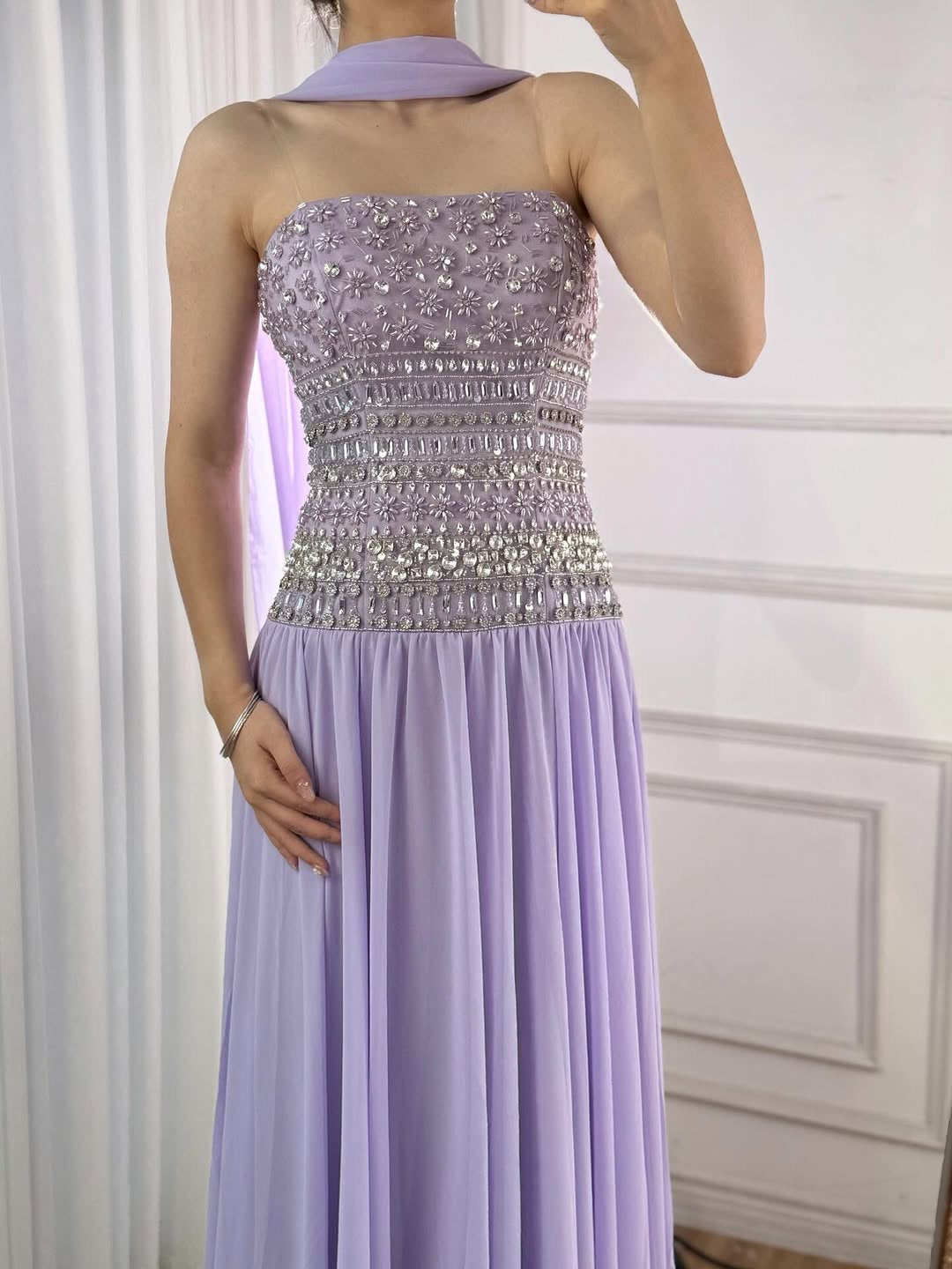 Akaber dress