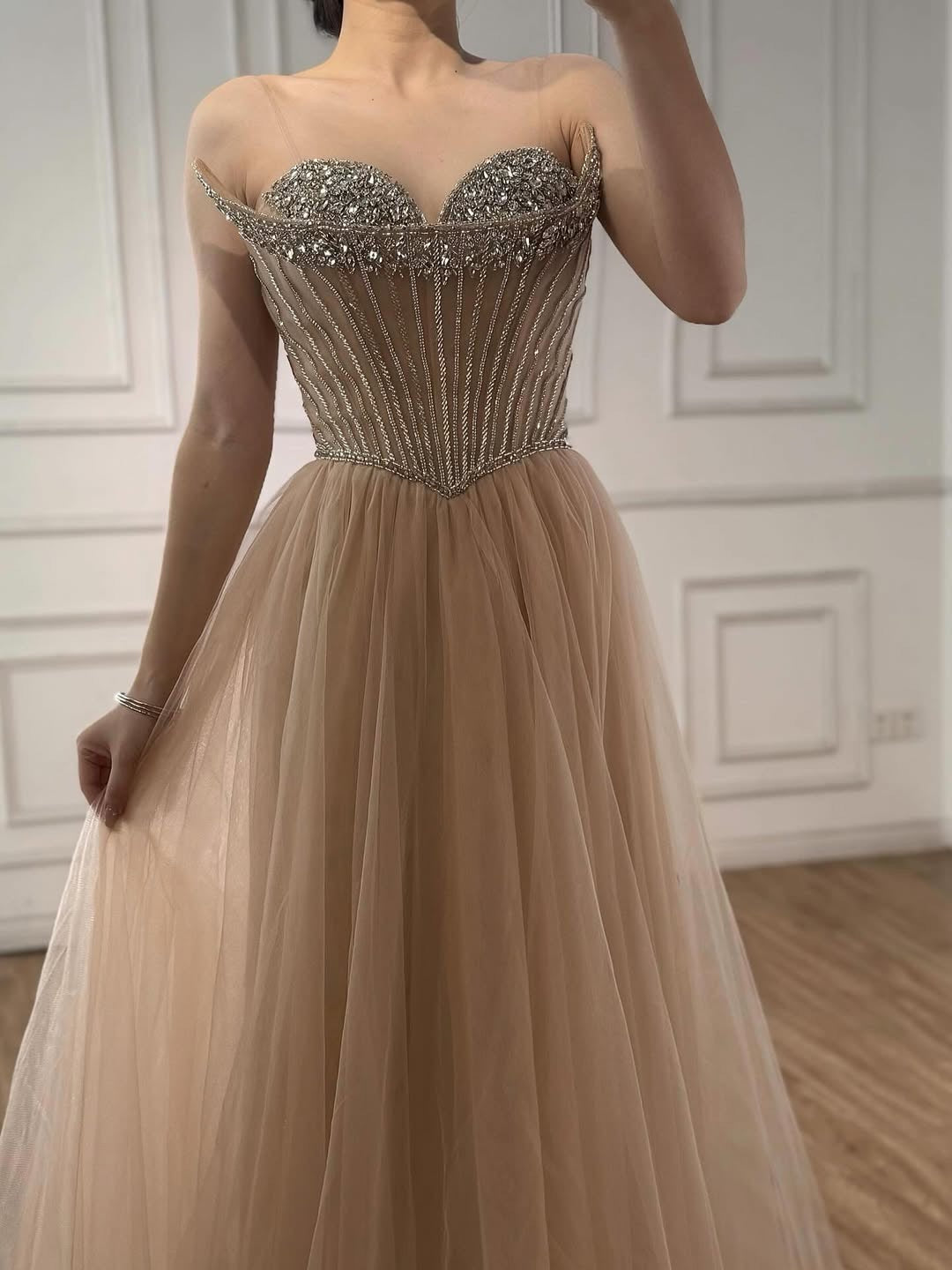 Akaber dress