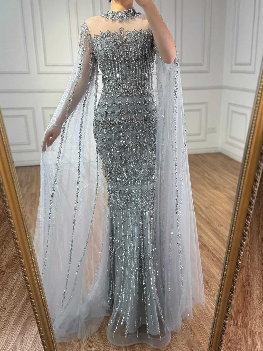 Akaber dress