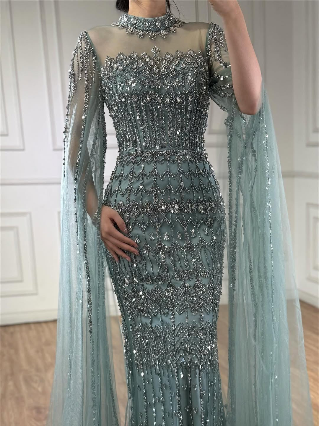 Akaber dress