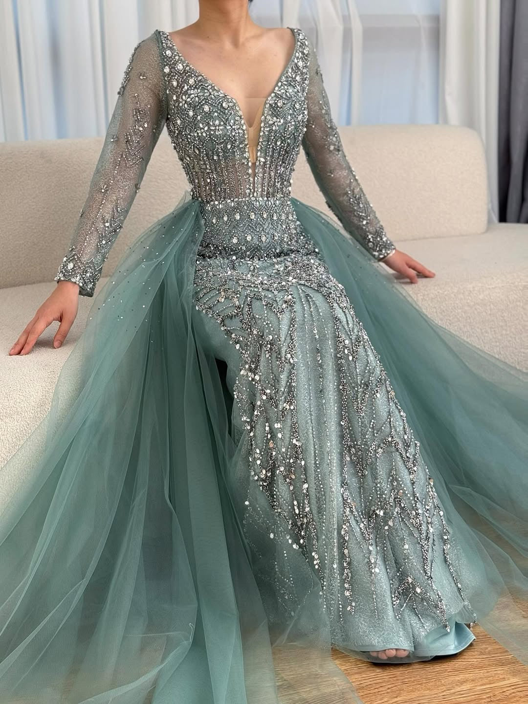 Akaber dress