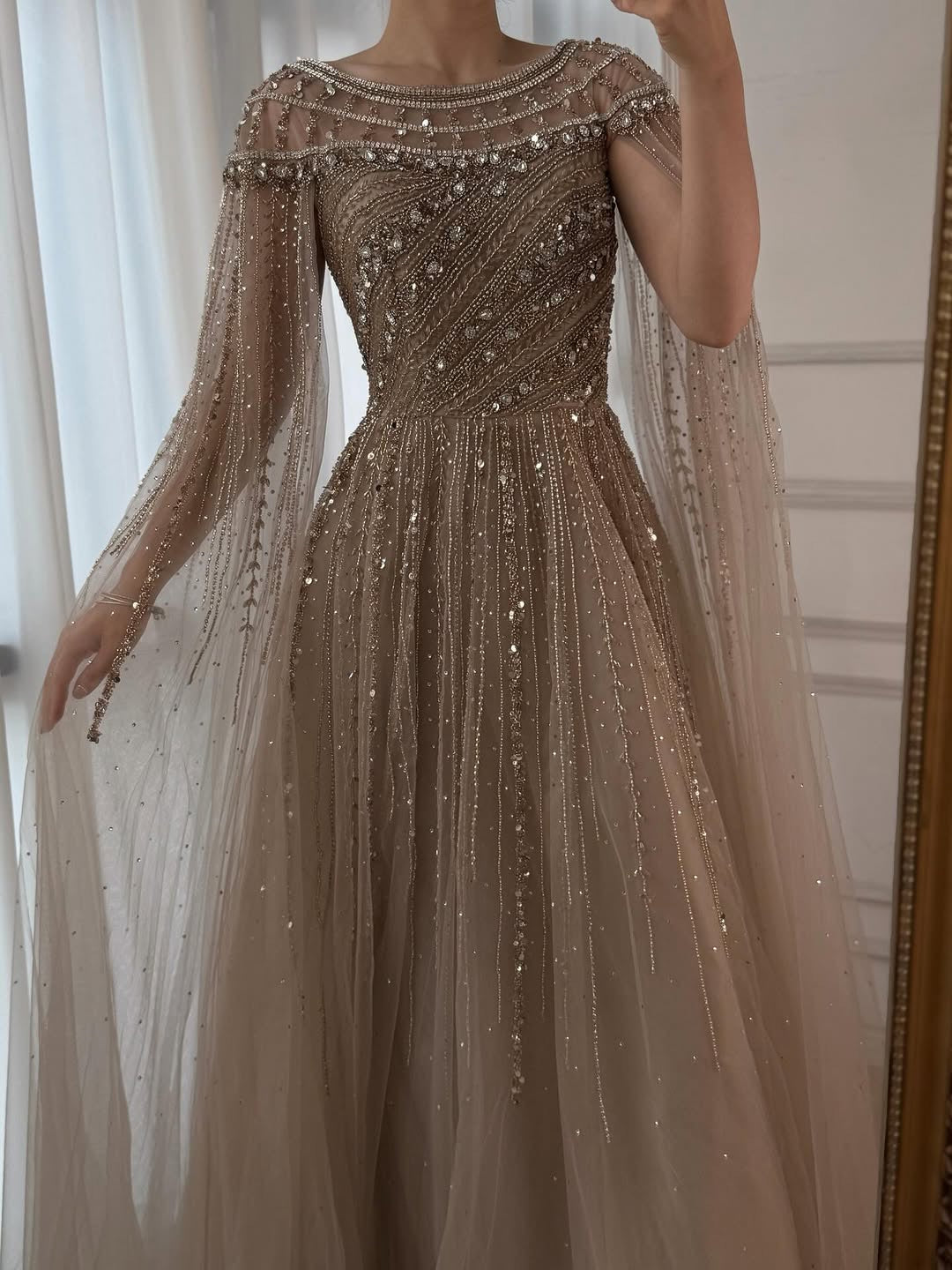 Akaber dress