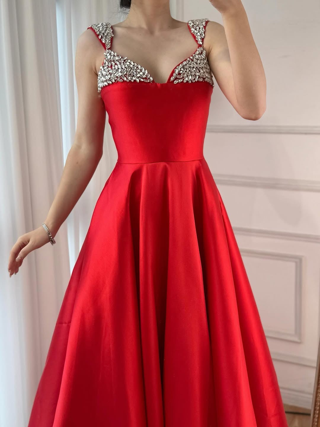 Akaber dress
