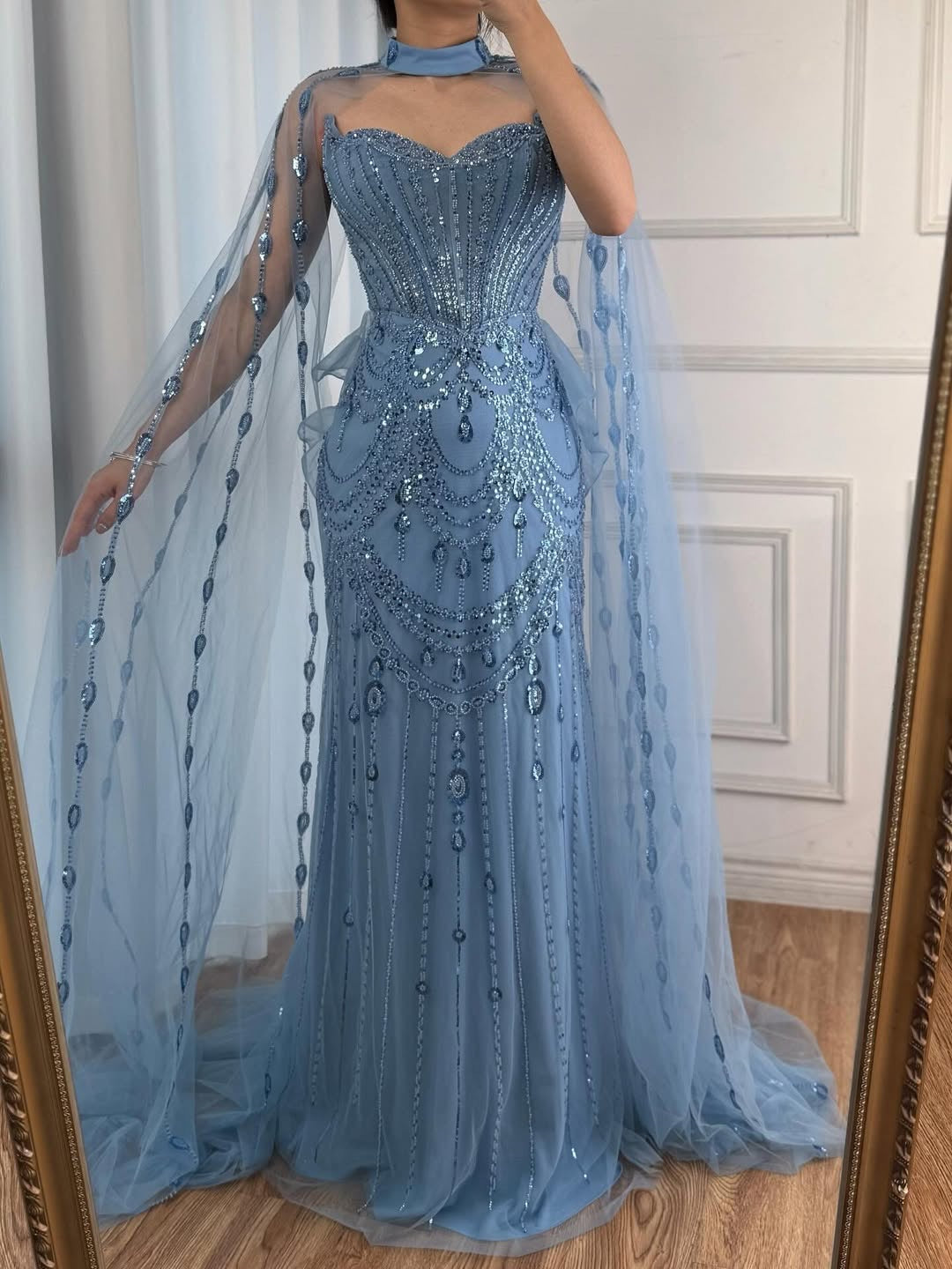 Akaber dress