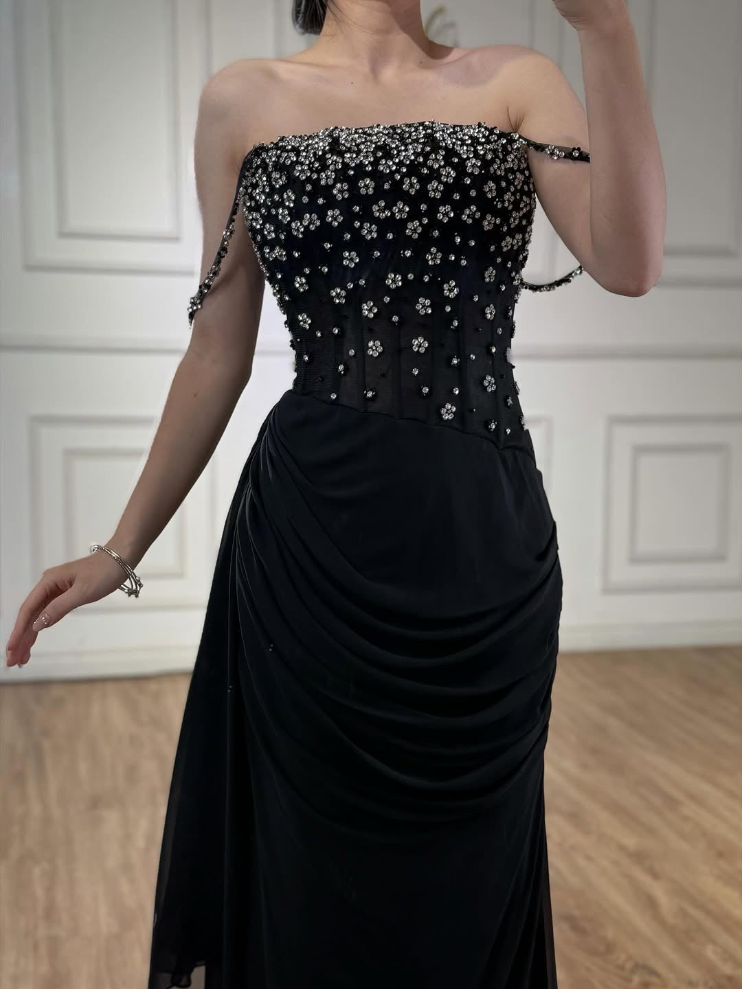 Akaber dress