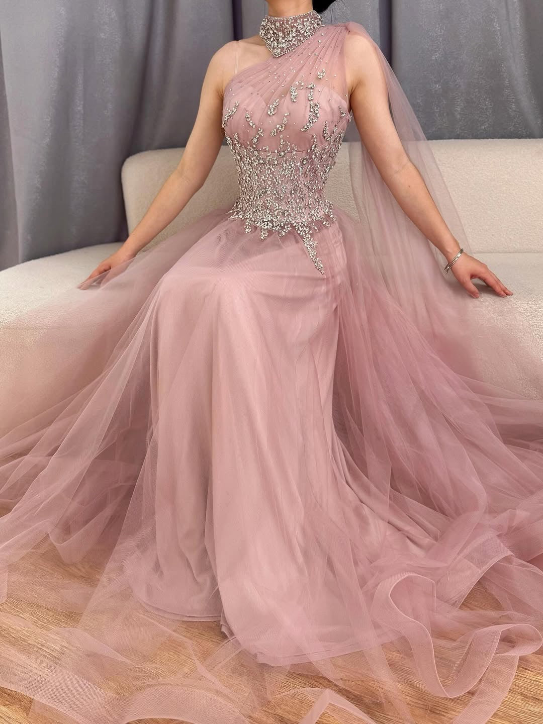 Akaber dress