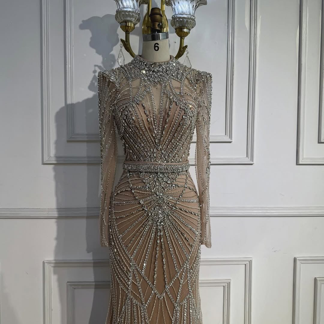 Akaber dress