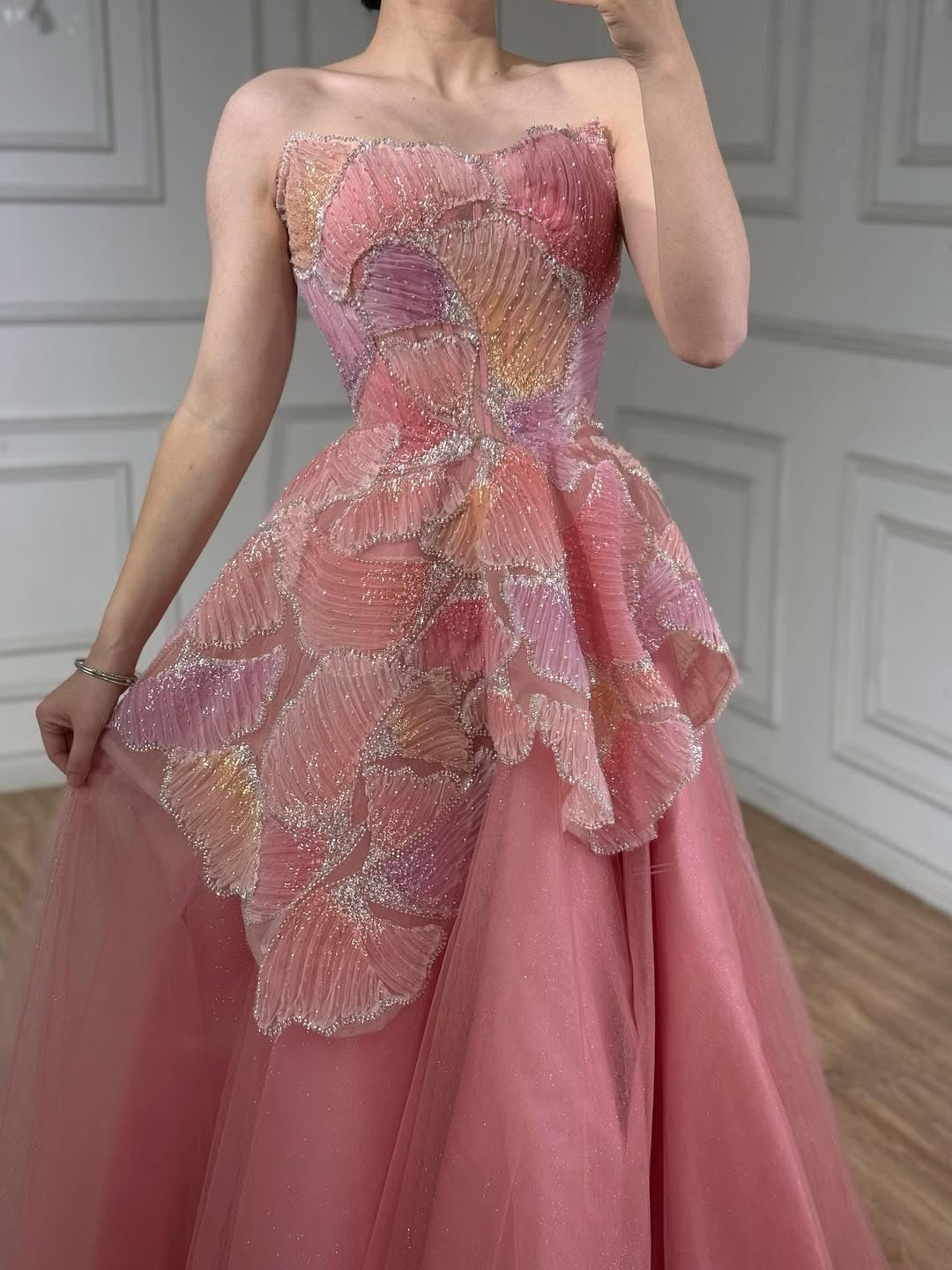 Akaber dress