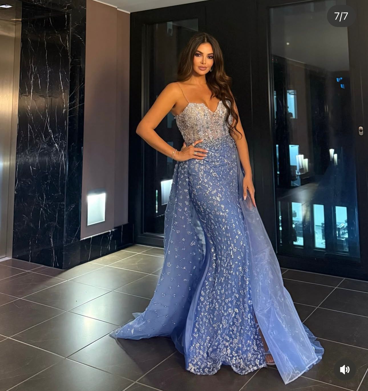 Akaber dress